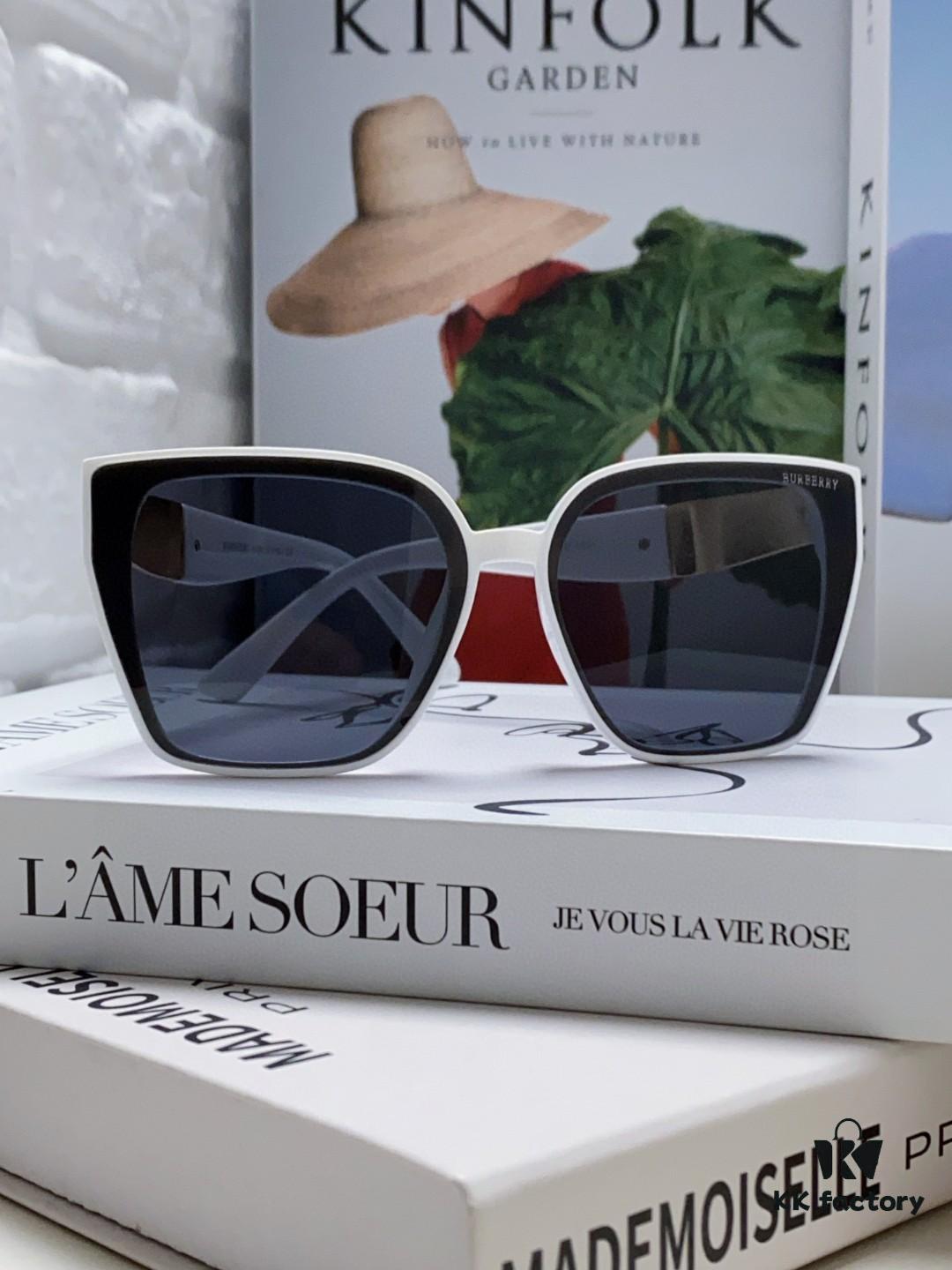 6931acfdccd8ab3d7afa144a BURBERRY 2024 New Arrival European and American Fashion Sunglasses, Trendy Unisex Oversized Shades for Street Photography