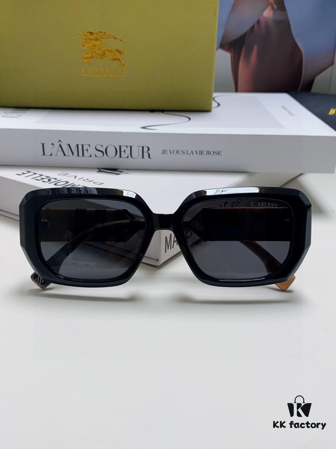 6931acfeccd8ab3d7afa1459 Burberry 2024 New Flat-Frame Sunglasses Unisex, Stylish and Versatile Sun Protection Eyewear for Men and Women