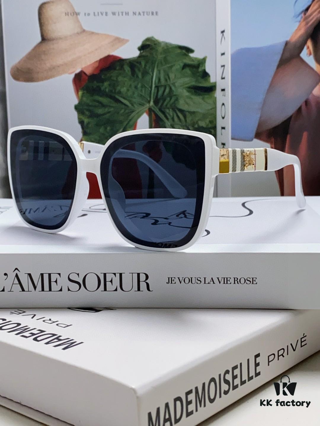 6931ad12ccd8ab3d7afa1587 Burberry 2024 New Korean-Style Oversized Wide-Leg Stylish Fast Fashion Nobility Unisex Sunglasses, Slimming Trendy Sun Glasses with Horse Logo and Classic Check Pattern
