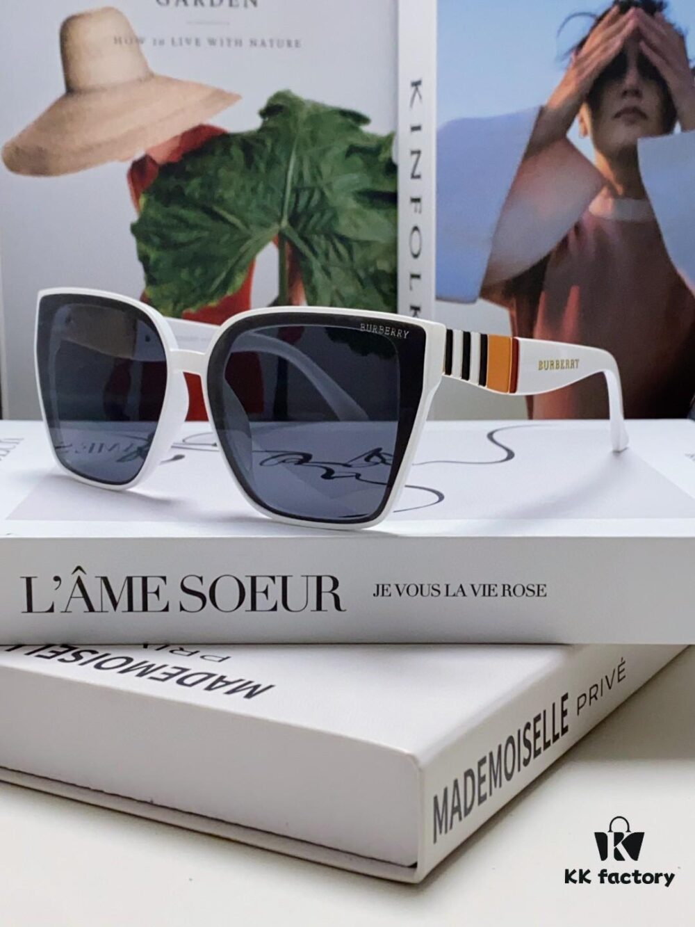 6931ad1cccd8ab3d7afa161b BURBERRY 2024 New Arrival European and American Fashion Sunglasses, Trendy Unisex Oversized Shades for Street Photography