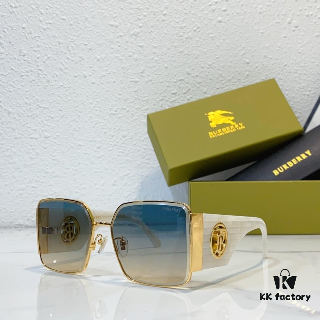 140 BURBERRY BE6008 Sunglasses
