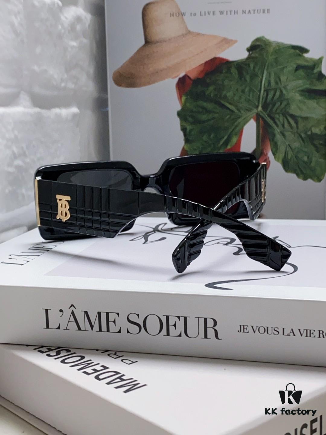 6931ad28ccd8ab3d7afa16d3 Burberry 2024 New Arrival Vintage Style Avant-Garde Sunglasses Unisex High-Quality Square Frame Fashionable Sun Glasses