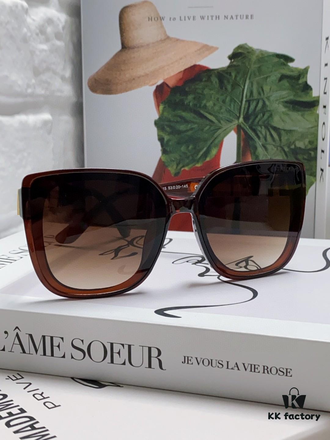 6931ad2dccd8ab3d7afa1720 Burberry 2024 New Korean-Style Oversized Wide-Leg Fashionable Fast-Moving Sunglasses Unisex Celebrity-Inspired Slimming Sun Glasses with Horse Logo and Classic Check Pattern