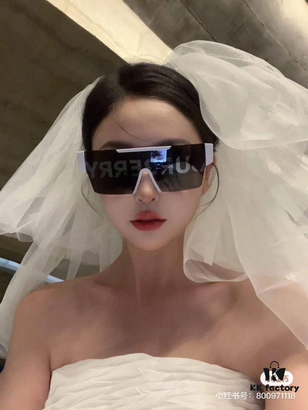 6931ad4fccd8ab3d7afa191c New Arrival Burberry Letter Print Sunglasses 4291