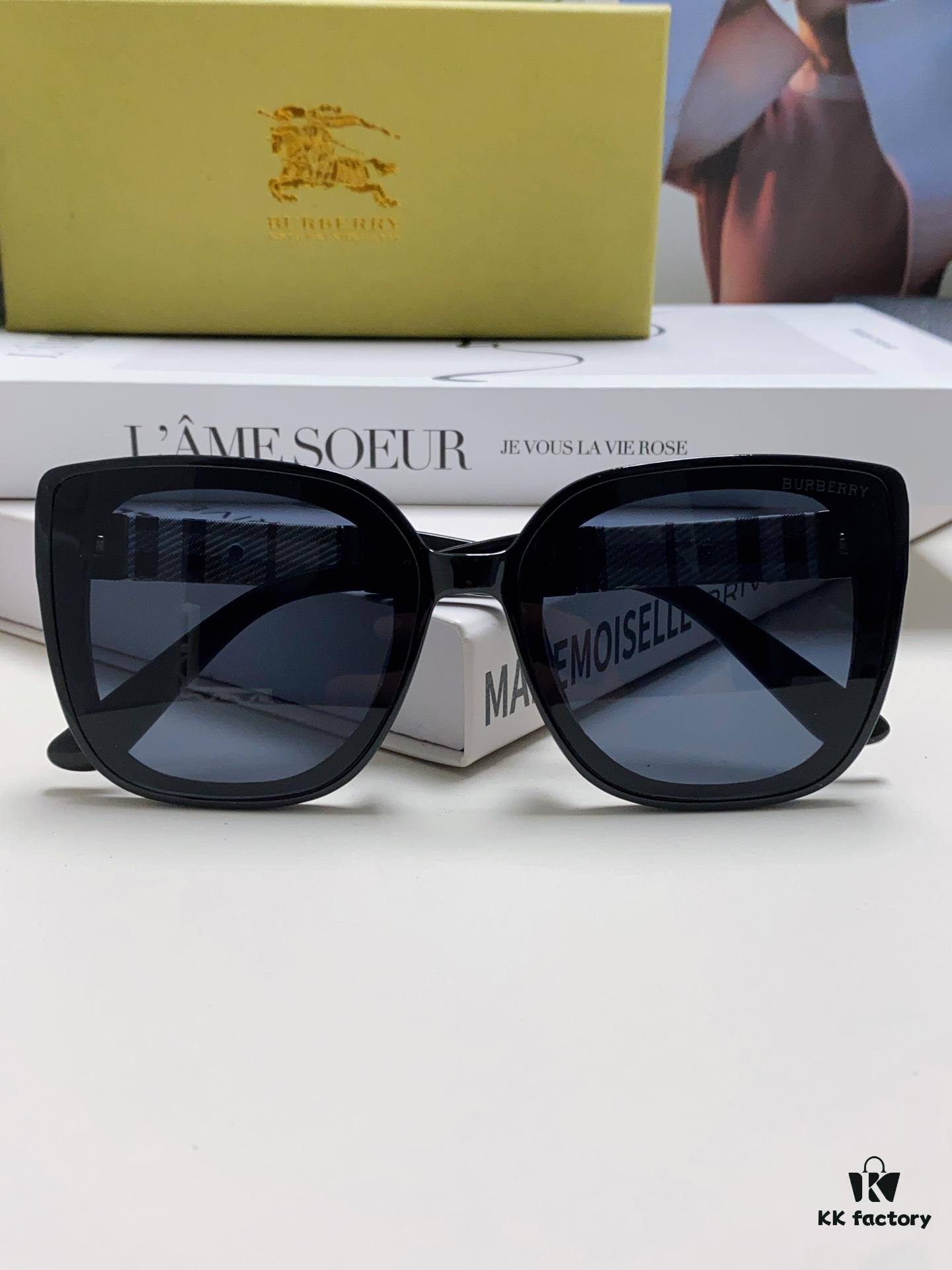 6931ad54ccd8ab3d7afa196f Burberry 2024 New Korean-Style Oversized Wide-Leg Stylish Fast-Fashion Nobility Unisex Sunglasses, Slimming Trendy Sun Glasses with Horse Logo and Classic Check Pattern