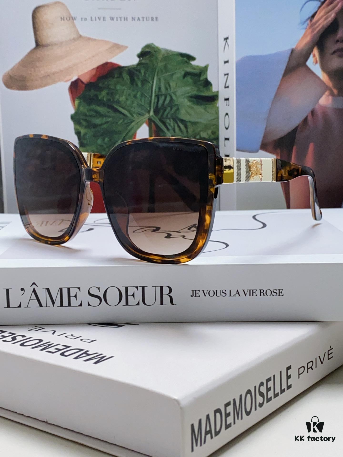 6931ad55ccd8ab3d7afa1973 Burberry 2024 New Korean-Style Oversized Wide-Leg Fashionable Fast-Moving Sunglasses Unisex Celebrity-Inspired Slimming Sun Glasses with Horse Logo and Classic Check Pattern