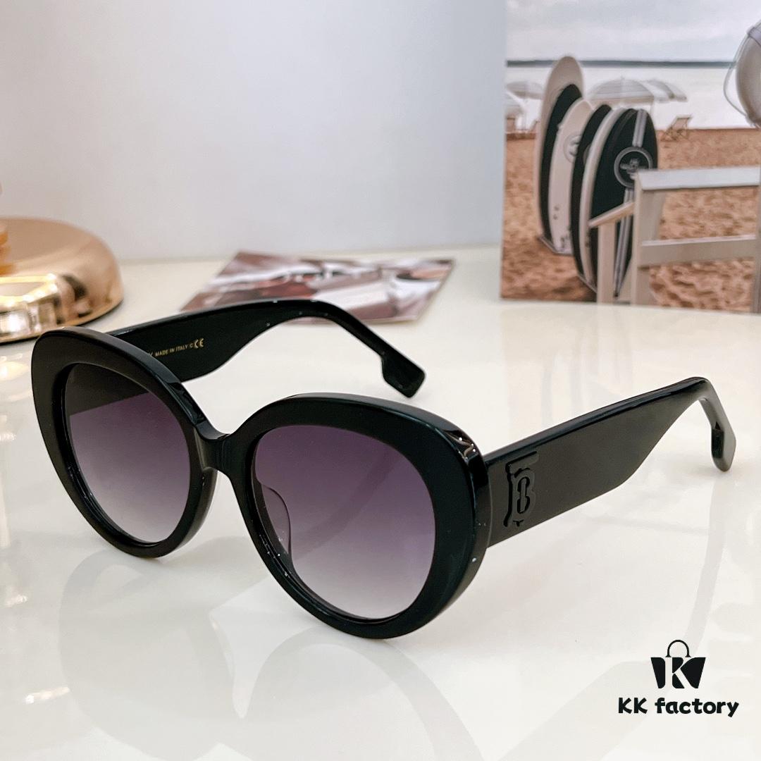 BURBERRY BE4298 Sunglasses