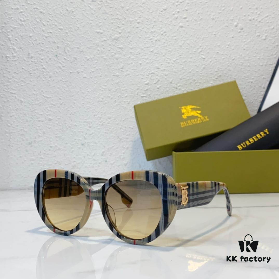 BURBERRY BE4298 Sunglasses