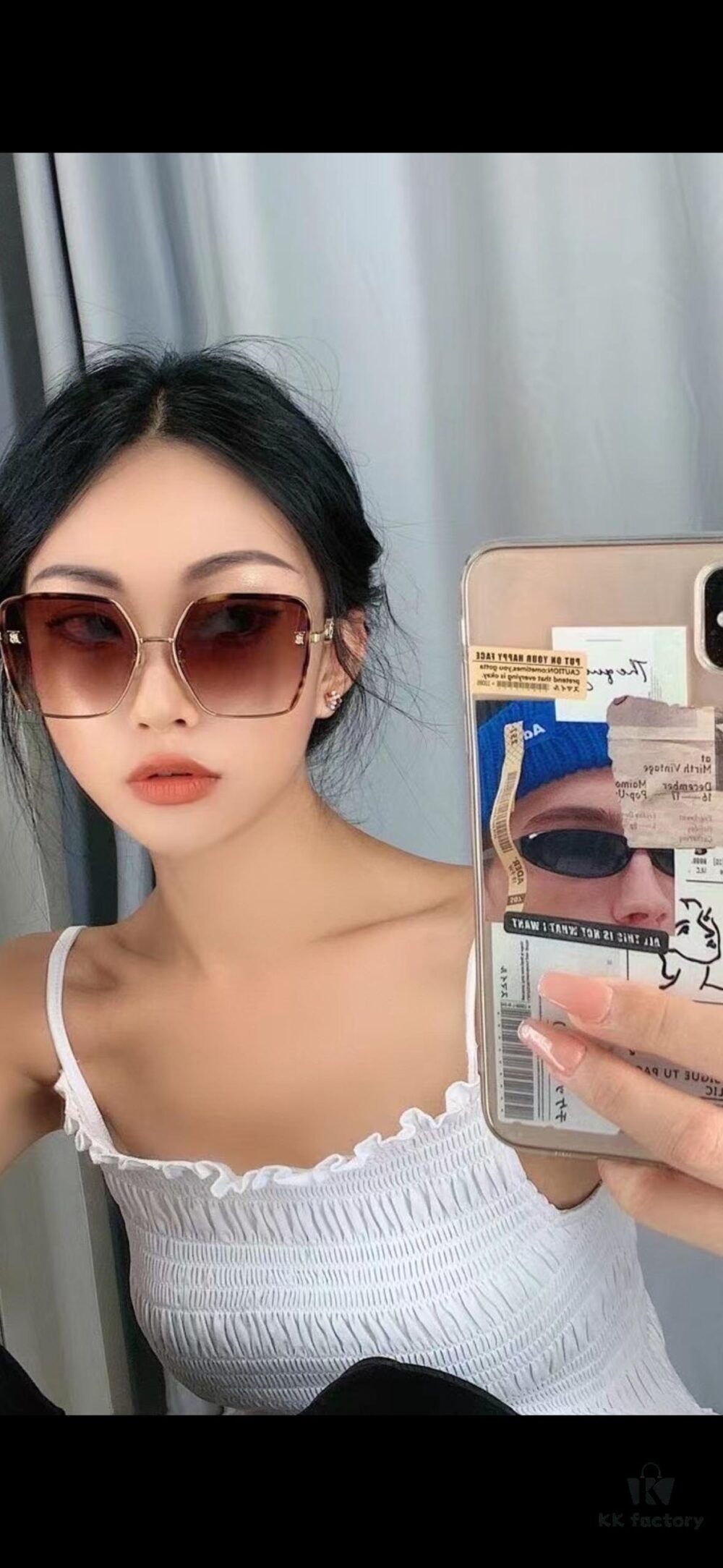 6931ad6cccd8ab3d7afa1acb Trendy Burberry BE3128 Model – A Must-Have Accessory! TB Logo Design Makes It Instantly Stylish. Perfect for Any Outfit. Size: 57□15-145