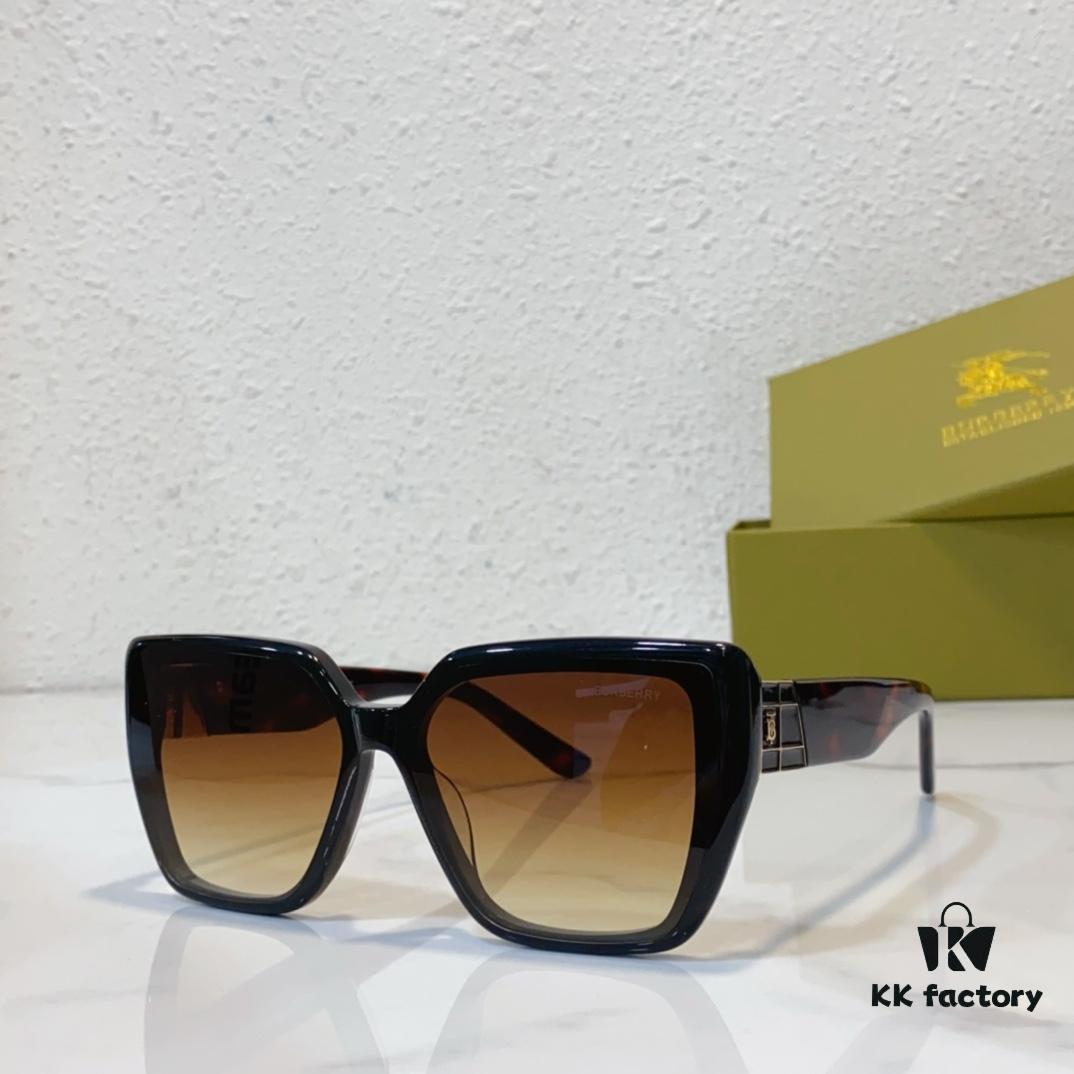 6931ad71ccd8ab3d7afa1b16 140 BURBERRY MOD: BE5392 Size: 61-15-145 Sunglasses