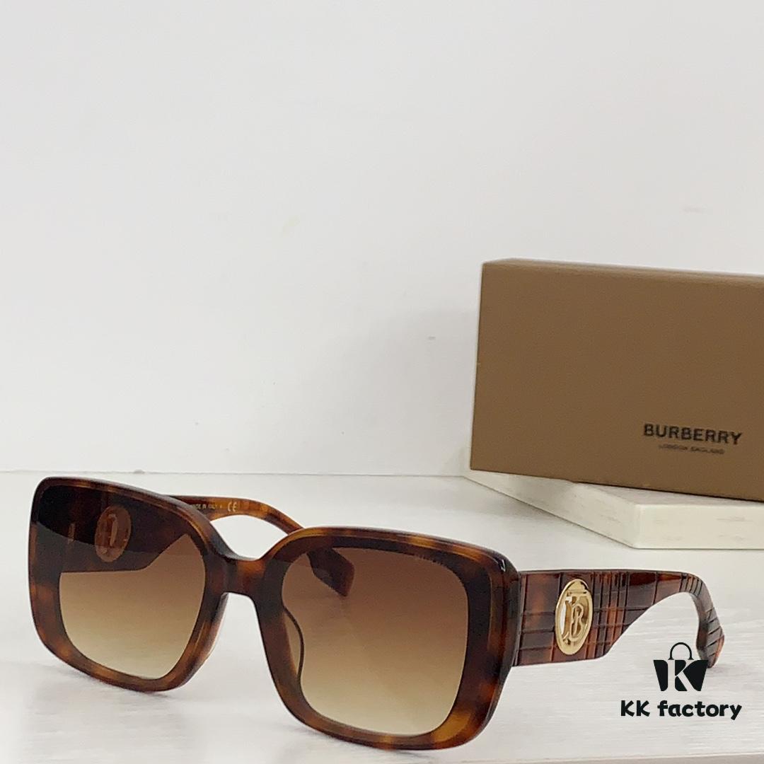 140 BURBERRY B6001 Sunglasses