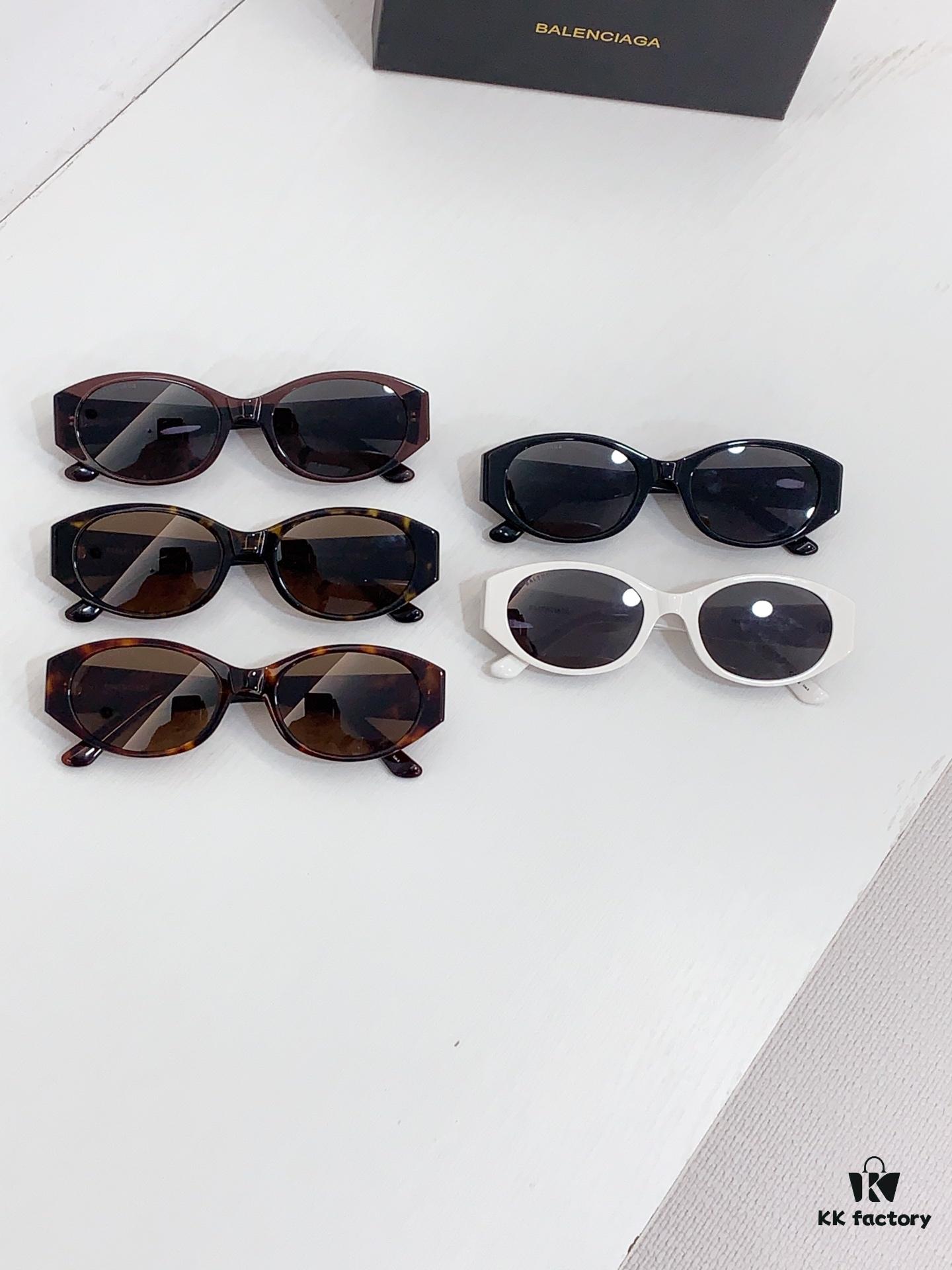 135 BALENCIAGA MOD: BB0369 SIZE: 55□20-145 Sunglasses