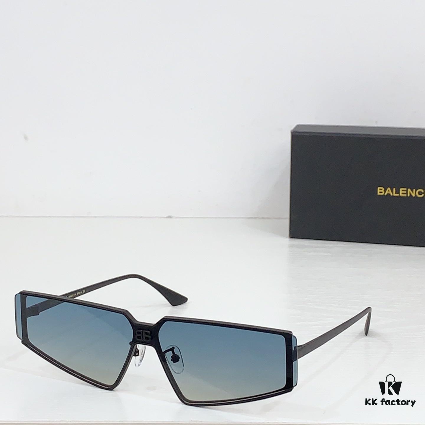 6931ad7cccd8ab3d7afa1bc0 135 BALENCIAGA MOD: BB0192S Size: 62-13 145 Sunglasses
