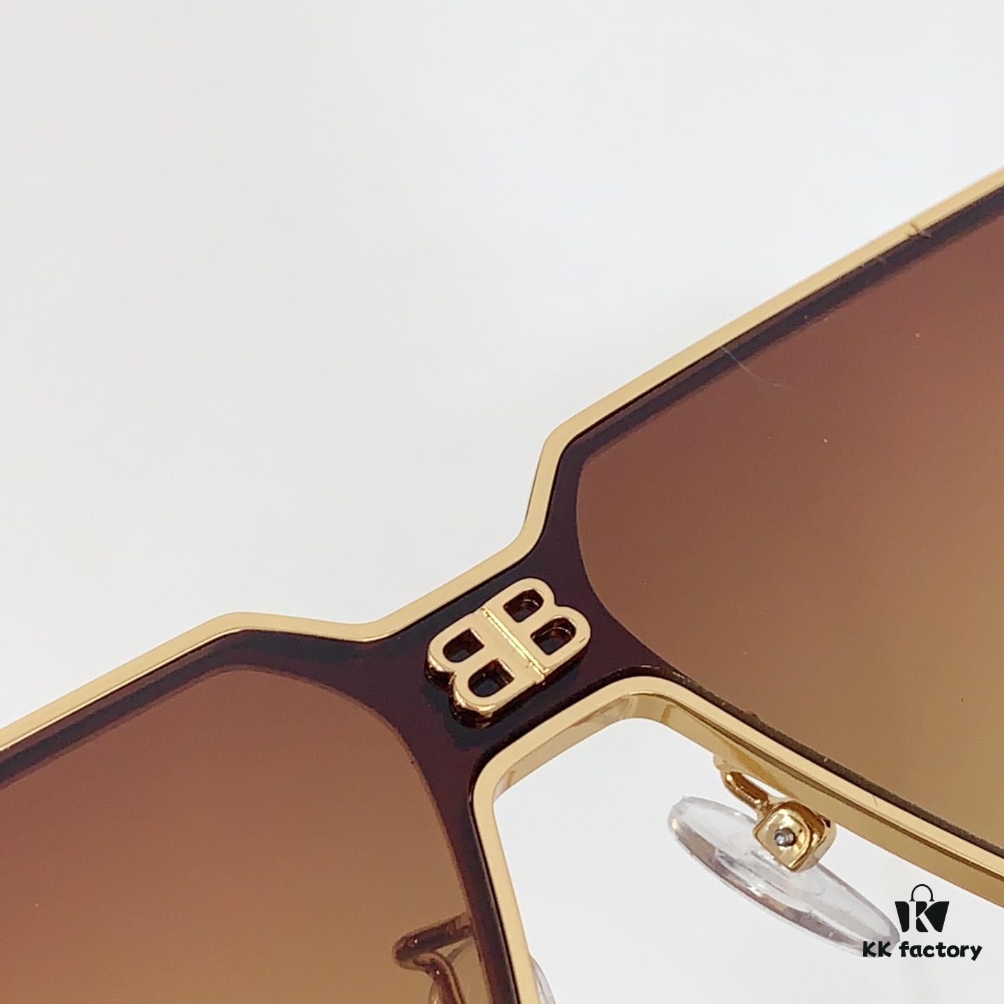 6931ad7cccd8ab3d7afa1bc3 135 BALENCIAGA MOD: BB0192S Size: 62-13 145 Sunglasses