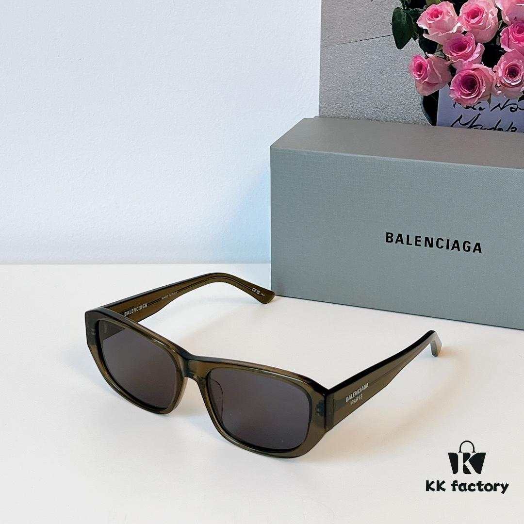 6931ad7fccd8ab3d7afa1bef BALENCIAGA Sunglasses Model BB0365S Size 57 17-145