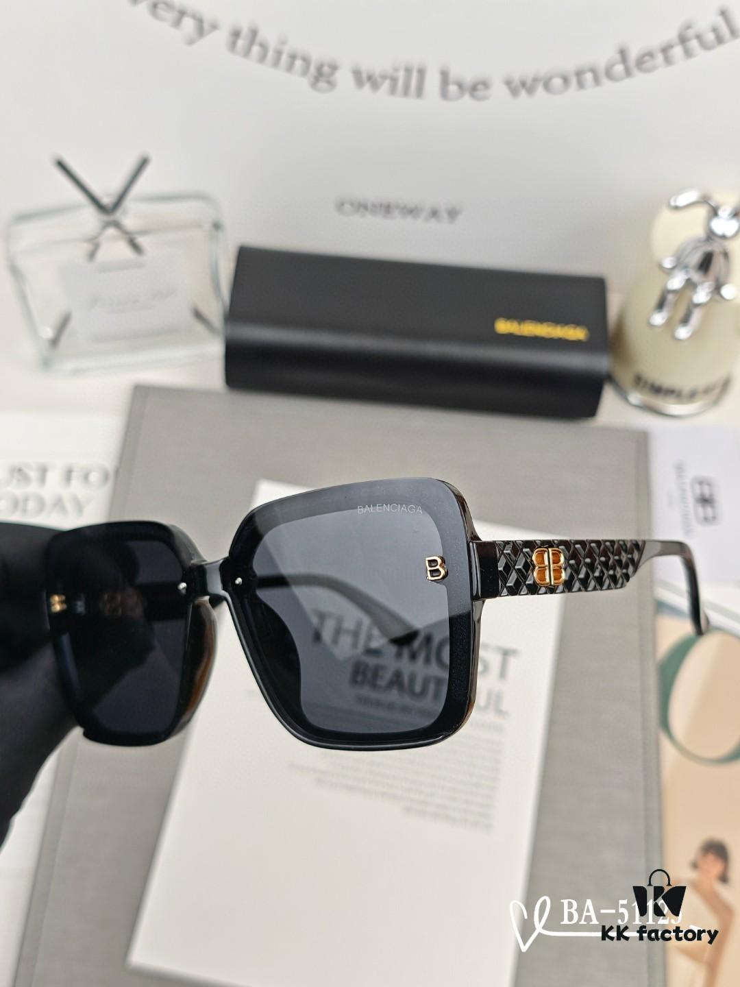 6931ad81ccd8ab3d7afa1c09 Balenciaga x Polaroid Resin Lens Sunglasses, Lightweight TR Frame, UV Protection, Fashionable Unisex Design for Travel and Daily Wear