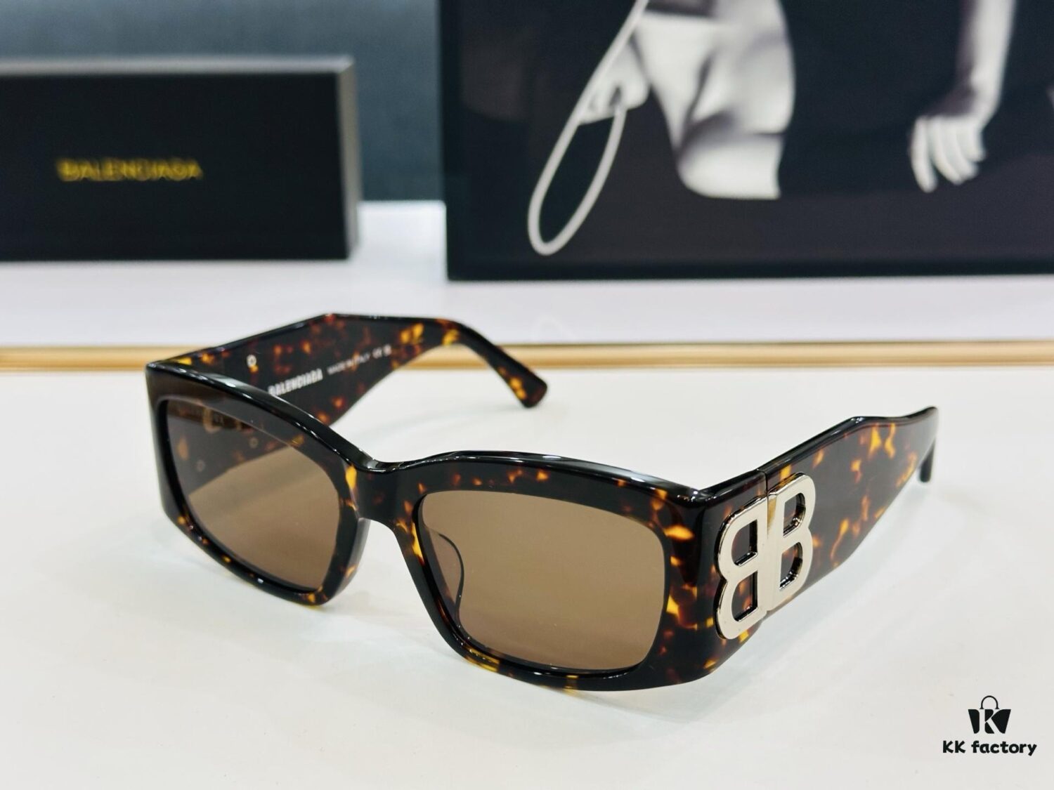 6931ad85ccd8ab3d7afa1c49 BALENCIAGA Balenciaga BB0360S Size 56 Temple 19-130 Stylish and Versatile Sunglasses