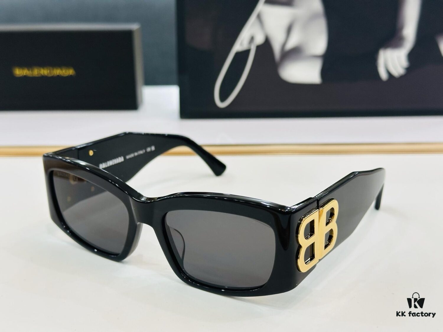 6931ad85ccd8ab3d7afa1c4b BALENCIAGA Balenciaga BB0360S Size 56 Temple 19-130 Stylish and Versatile Sunglasses