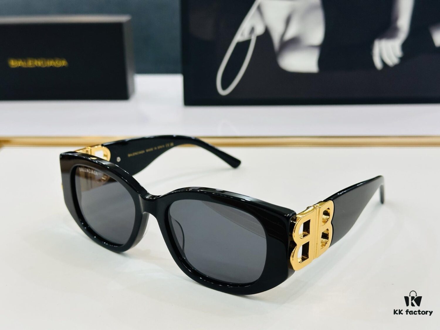 6931ad86ccd8ab3d7afa1c63 BALENCIAGA Balenciaga BB04003 Size: 54□18-130 Unique and Exceptional Design Instantly Appealing Versatile Stylish Look D Universal Fashion High-Quality Sunglasses