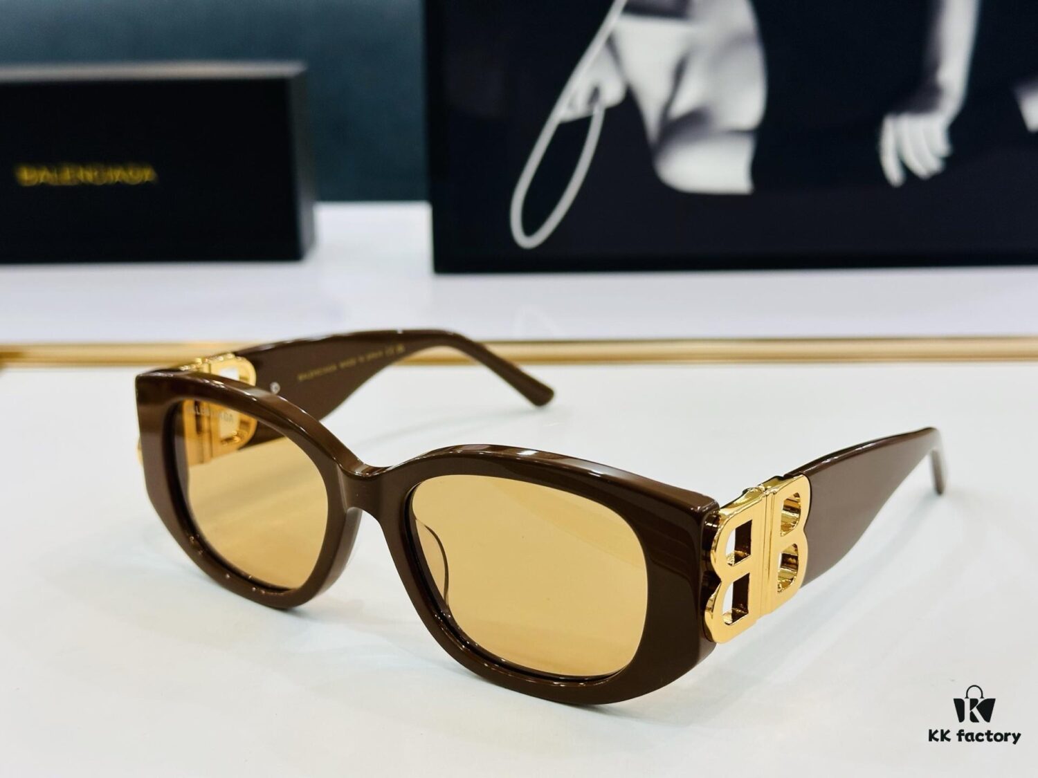 6931ad87ccd8ab3d7afa1c65 BALENCIAGA Balenciaga BB04003 Size: 54□18-130 Unique and Exceptional Design Instantly Appealing Versatile Stylish Look D Universal Fashion High-Quality Sunglasses