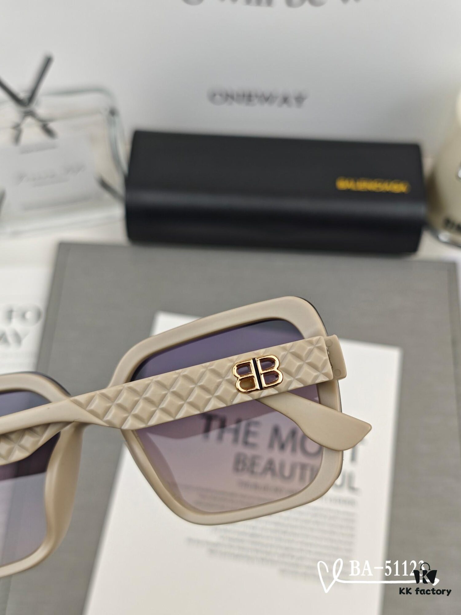 6931ad8accd8ab3d7afa1c8e Balenciaga - New Model Sunglasses with POLARIZED Resin Lenses, Lightweight TR Frame, UV Protection, Fashionable Sun Protection for Travel and Daily Wear