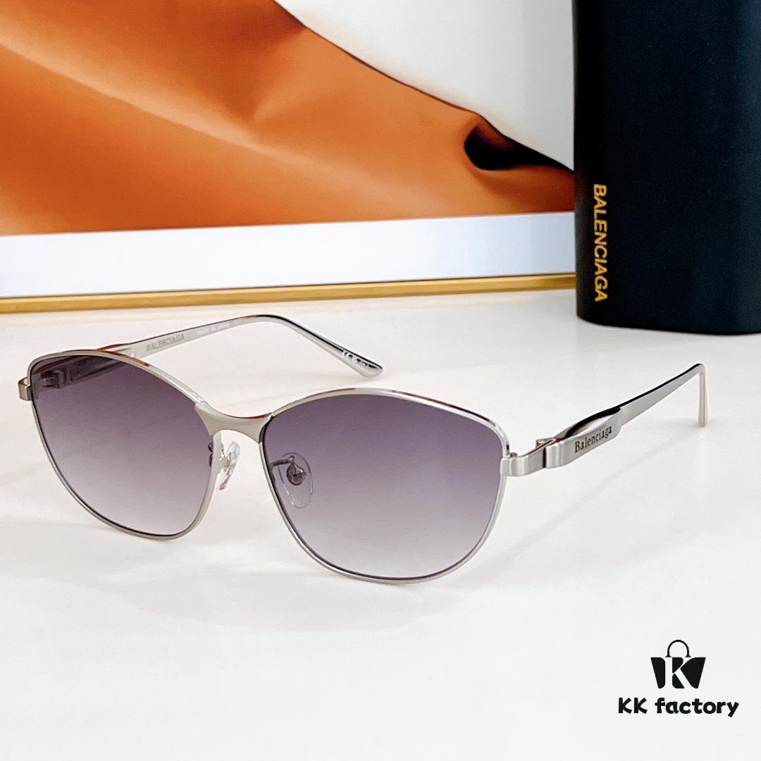 135 VALENCIAGA Sunglasses MOD: BB0358SK Size: 62□14-145