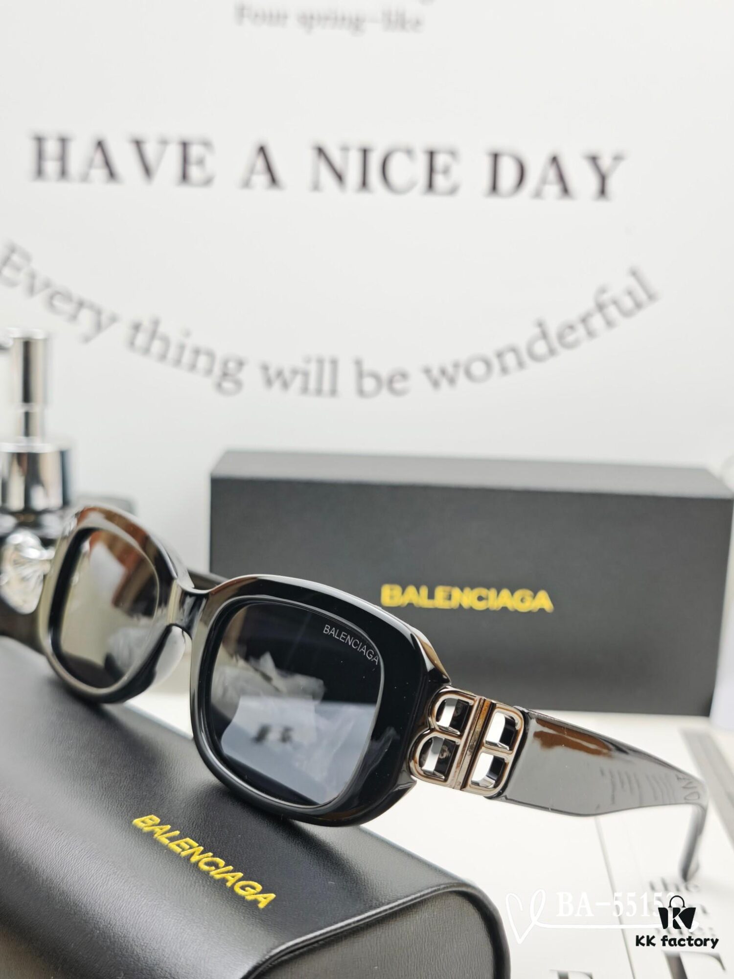 6931ad8dccd8ab3d7afa1cc0 Balenciaga × Polaroid Resin Lens Sunglasses, Lightweight TR Frame, Size 65-13-145, Fashionable UV-Protective Sun Protection for Travel and Daily Wear