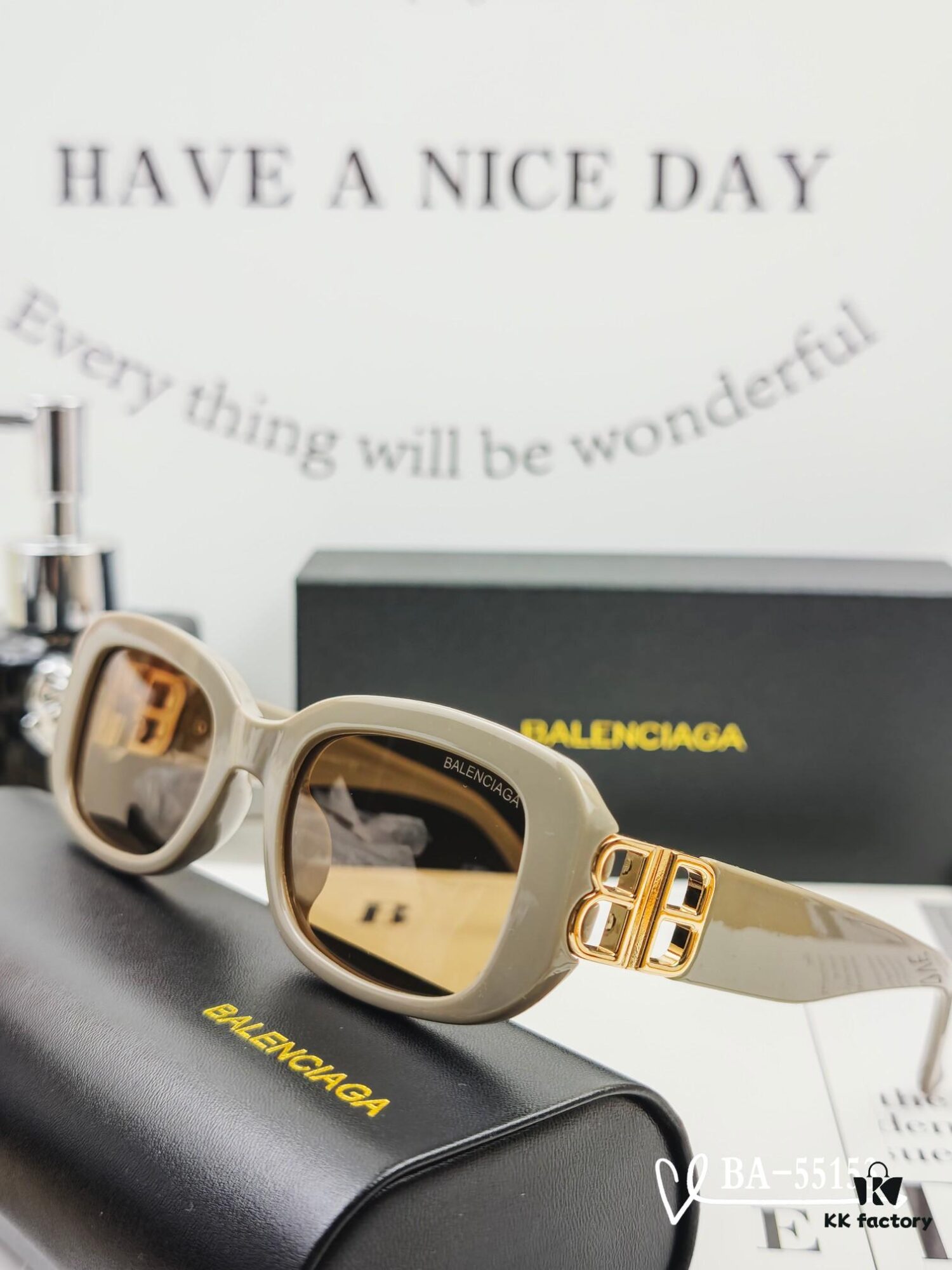 6931ad8dccd8ab3d7afa1cc2 Balenciaga × Polaroid Resin Lens Sunglasses, Lightweight TR Frame, Size 65-13-145, Fashionable UV-Protective Sun Protection for Travel and Daily Wear