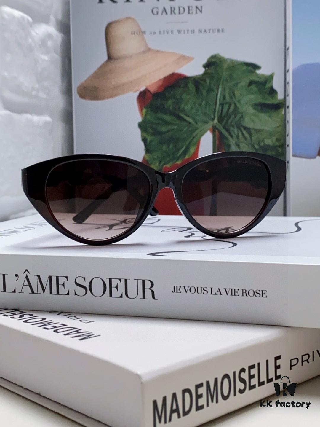 6931ad97ccd8ab3d7afa1d38 BALENCIAGA Balenciaga Latest Unique Frame Design Instantly Love at First Sight Minimalist Small Frame High-Quality Eyewear Sunglasses