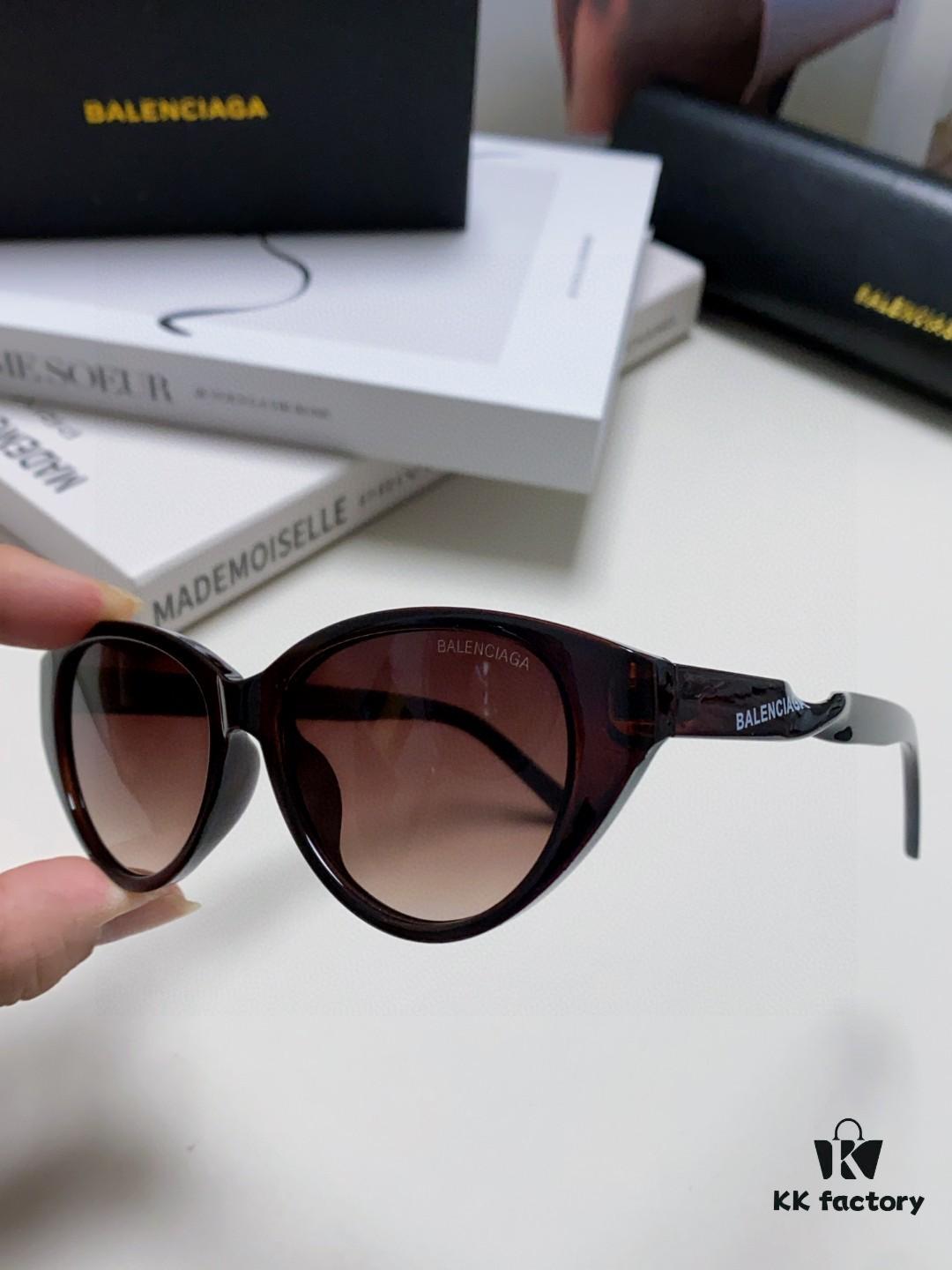 6931ad98ccd8ab3d7afa1d3c BALENCIAGA Balenciaga Latest Unique Frame Design Instantly Love at First Sight Minimalist Small Frame High-Quality Eyewear Sunglasses