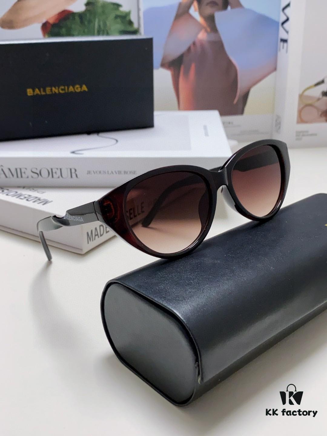 6931ad98ccd8ab3d7afa1d3e BALENCIAGA Balenciaga Latest Unique Frame Design Instantly Love at First Sight Minimalist Small Frame High-Quality Eyewear Sunglasses