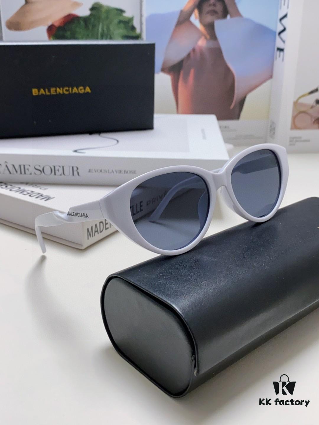 6931ad98ccd8ab3d7afa1d48 BALENCIAGA Balenciaga Latest Unique Frame Design Instantly Love at First Sight Minimalist Small Frame High-Quality Eyewear Sunglasses
