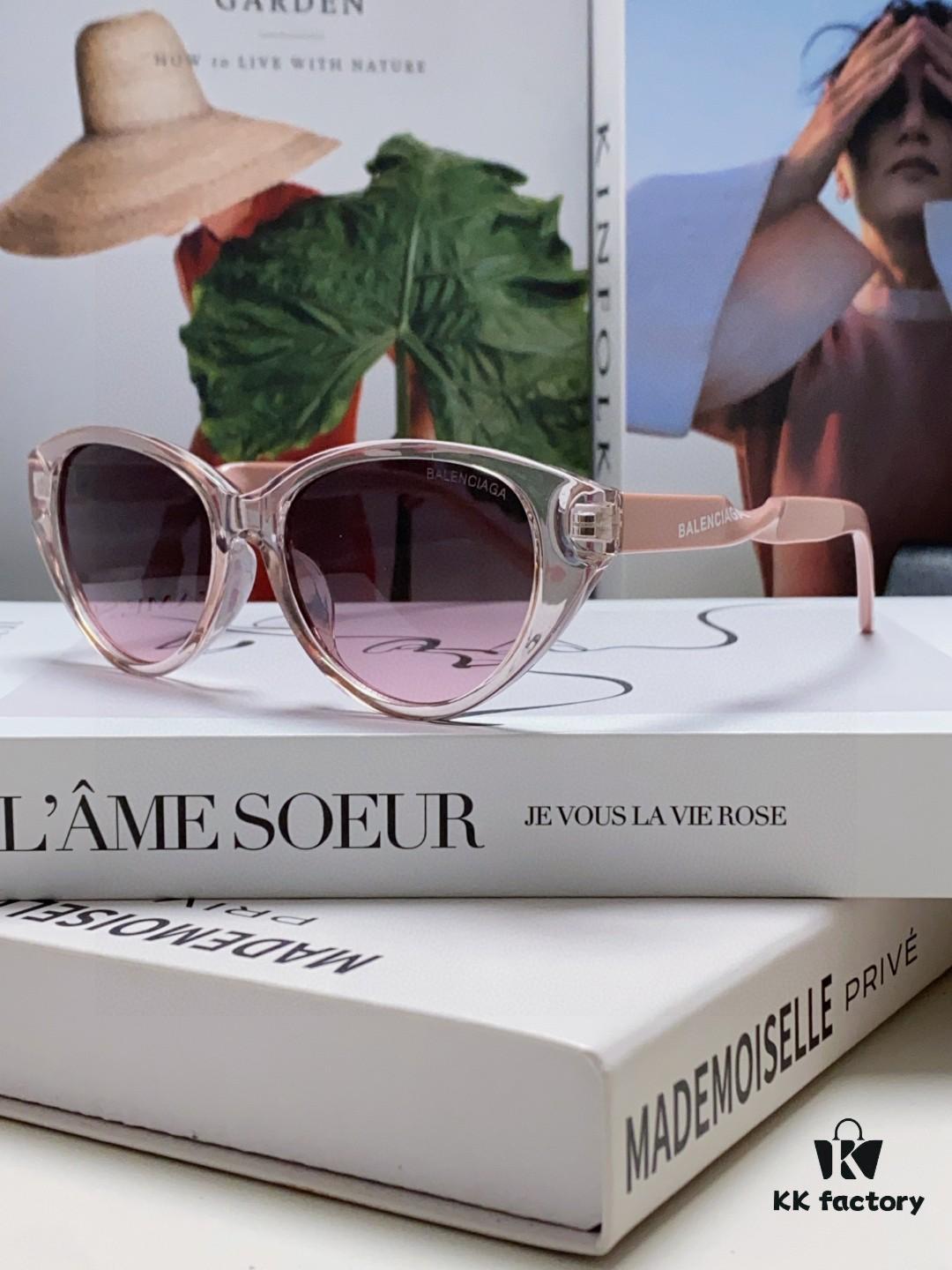 6931ad99ccd8ab3d7afa1d55 BALENCIAGA Balenciaga Latest Unique Frame Design Instantly Loved Minimalist Small Frame High-Quality Eyewear Sunglasses
