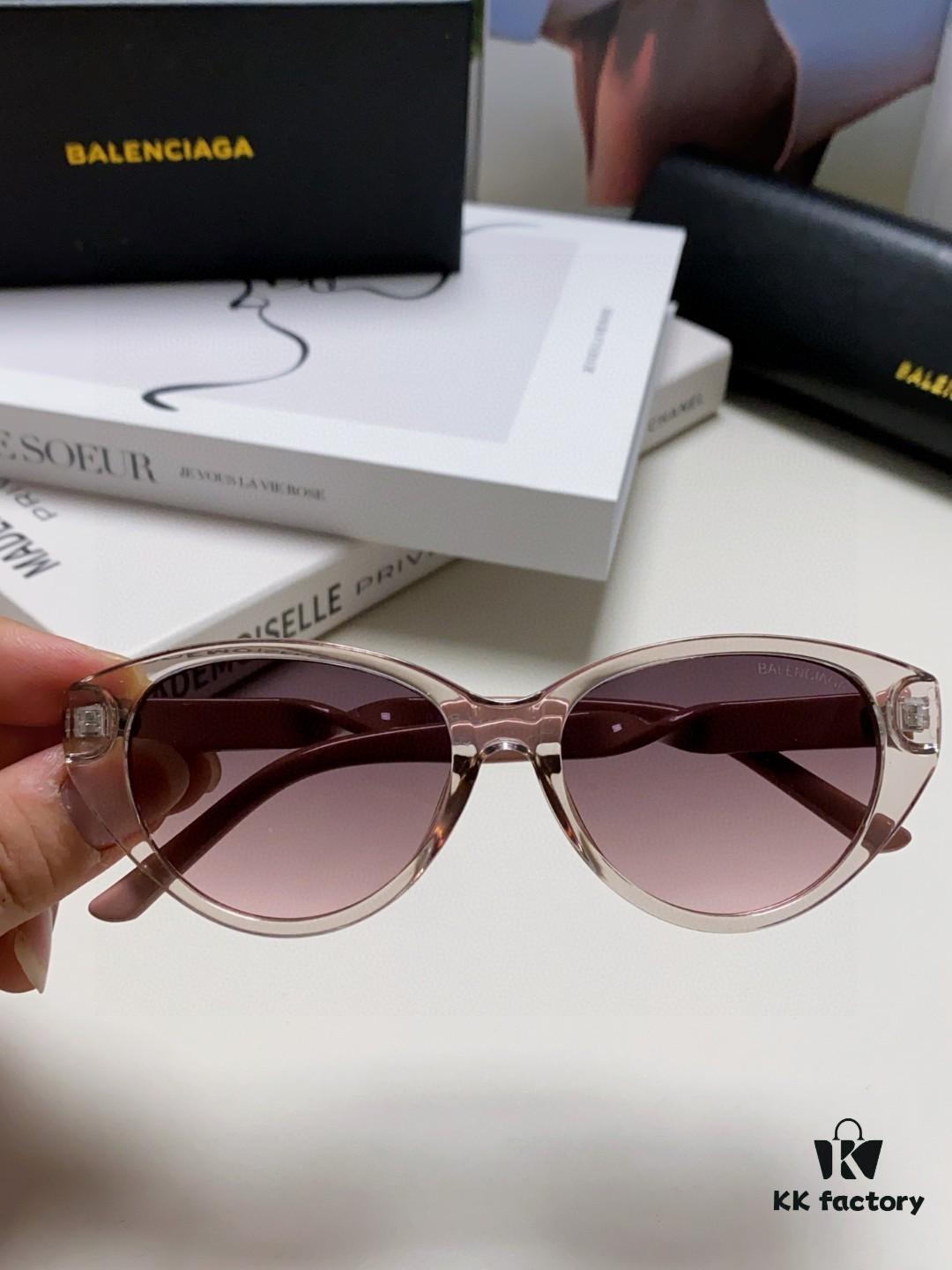 6931ad99ccd8ab3d7afa1d58 BALENCIAGA Balenciaga Latest Unique Frame Design Instantly Loved Minimalist Small Frame High-Quality Eyewear Sunglasses