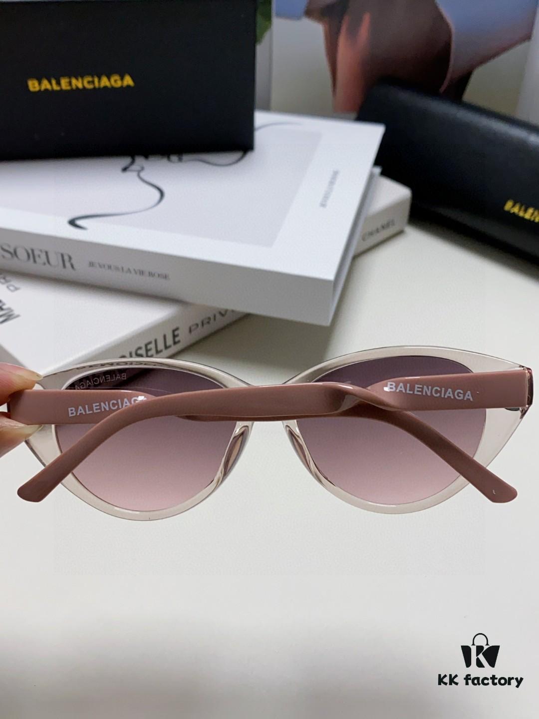 6931ad99ccd8ab3d7afa1d59 BALENCIAGA Balenciaga Latest Unique Frame Design Instantly Loved Minimalist Small Frame High-Quality Eyewear Sunglasses