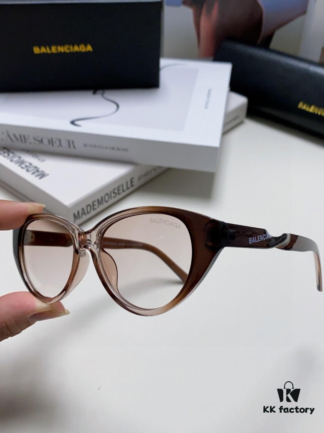 6931ad9accd8ab3d7afa1d64 BALENCIAGA Balenciaga Latest Unique Frame Design Instantly Eye-Catching Minimalist Small Frame High-Quality Eyewear Sunglasses