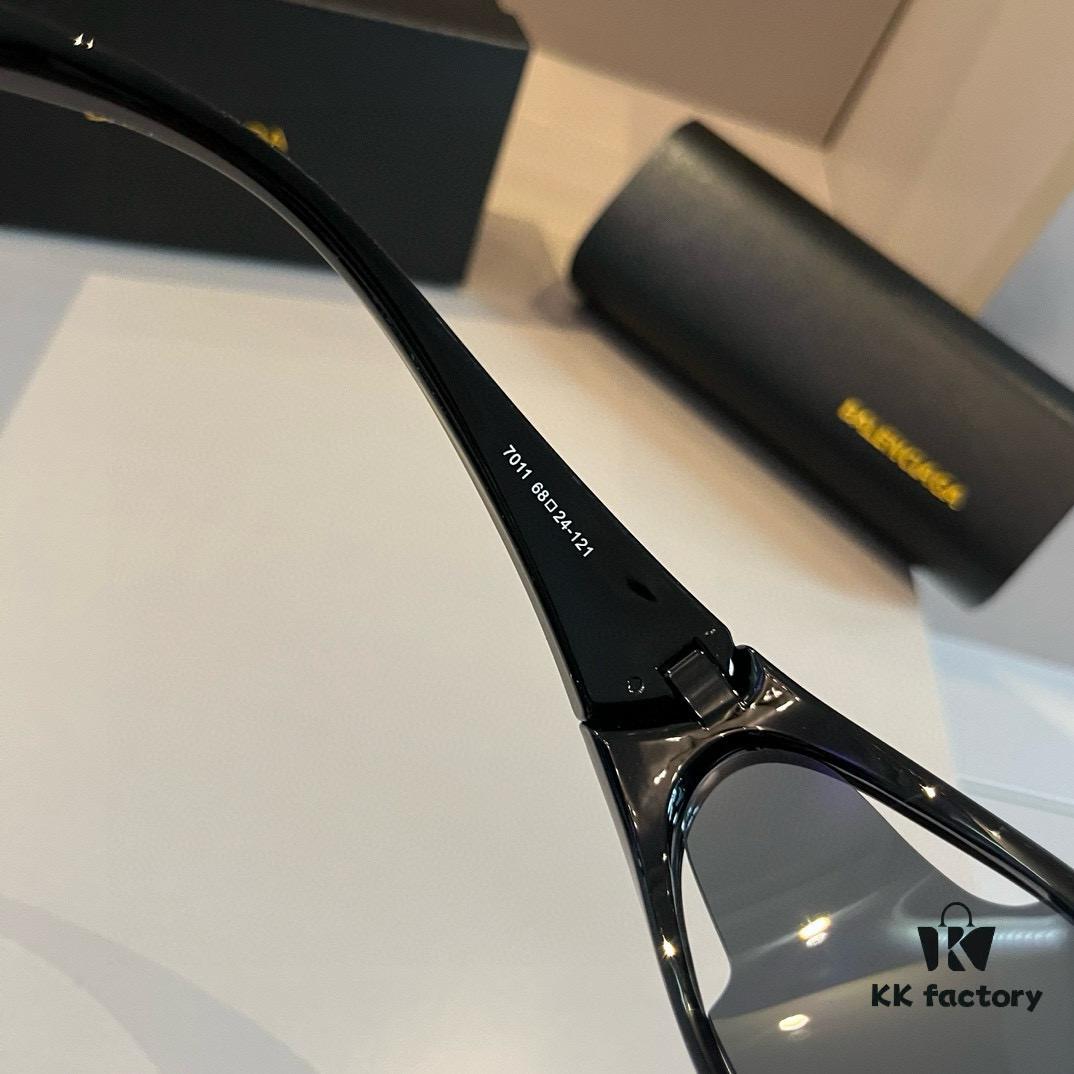 6931ad9fccd8ab3d7afa1da1 Balenciaga Sunglasses BB0317S, Luxury Brand Unisex Stylish Design
