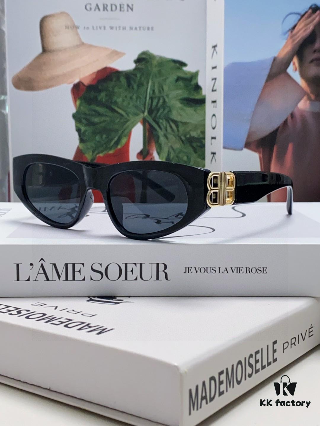 6931ada7ccd8ab3d7afa1e06 Balenciaga Black Sunglasses Double B Streetwear Women's Summer Sun Glasses 2025 New Arrival Hip-Hop Retro Fashion High-End UV Protection Sunglasses