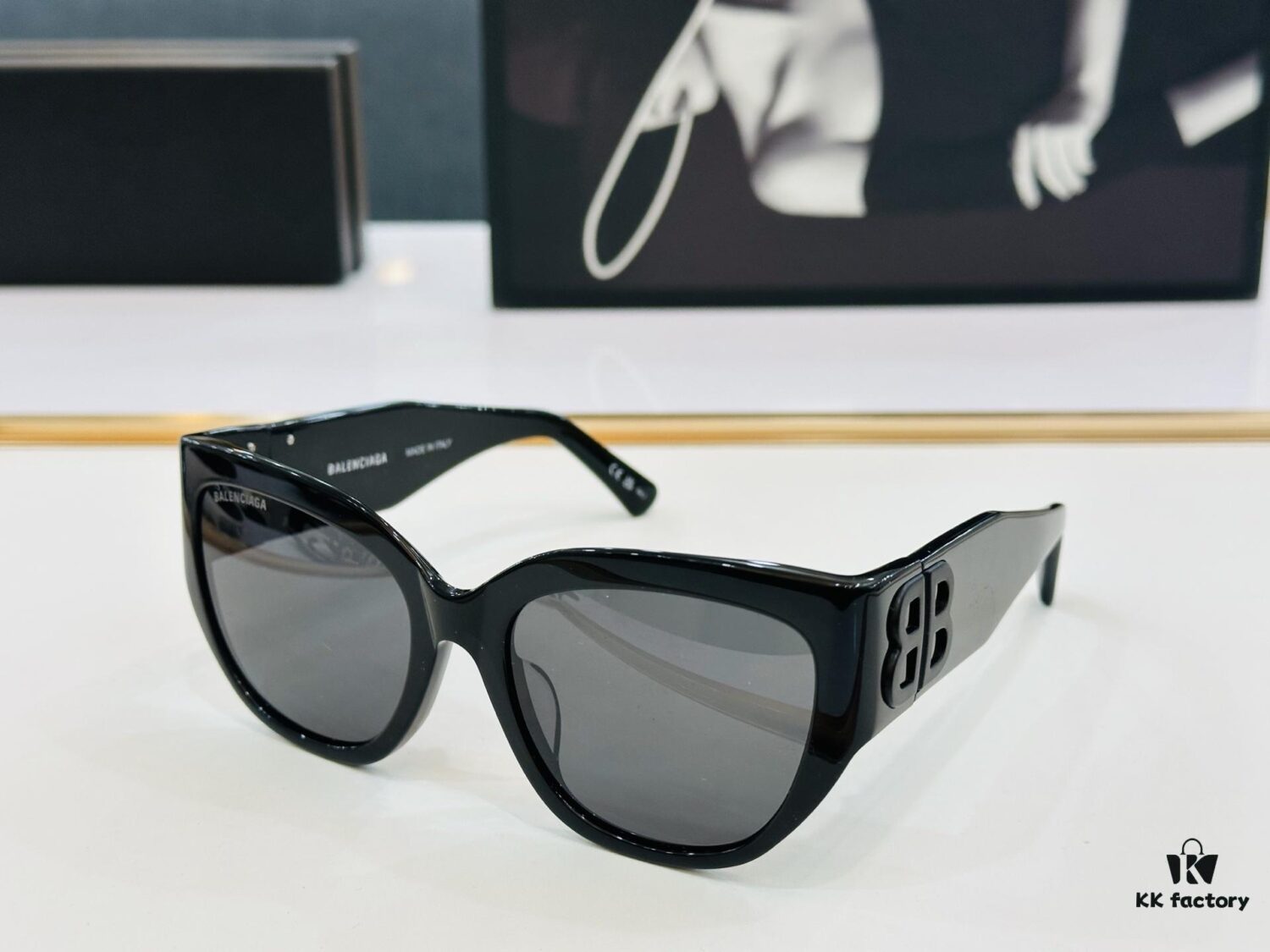 6931adabccd8ab3d7afa1e44 BALENCIAGA BB0323SK Size 55□19-125, Unique and Stylish Design, Highly Versatile Sunglasses