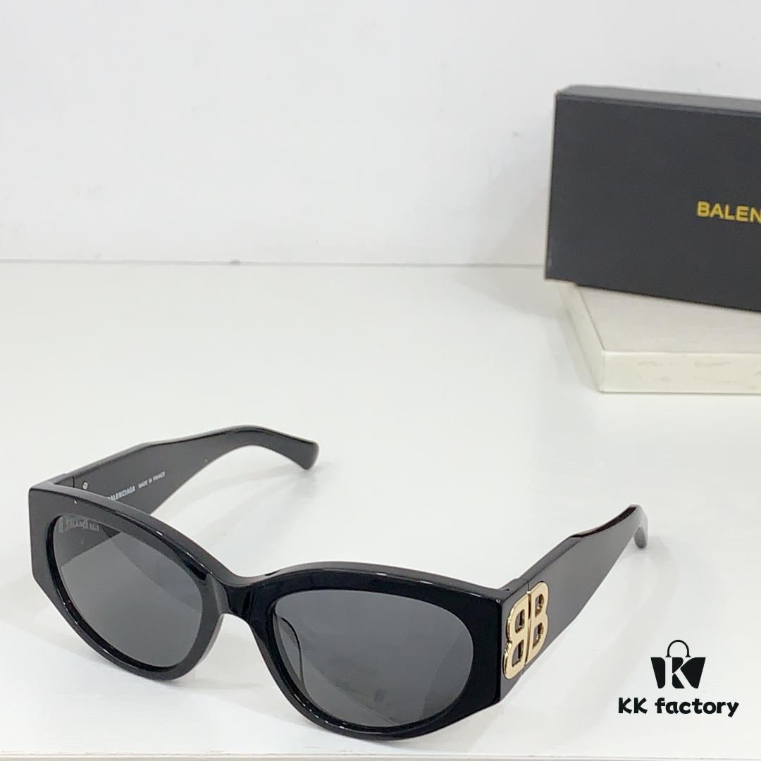 140 BALENCIAGA Balenciaga BB0324SK Sunglasses