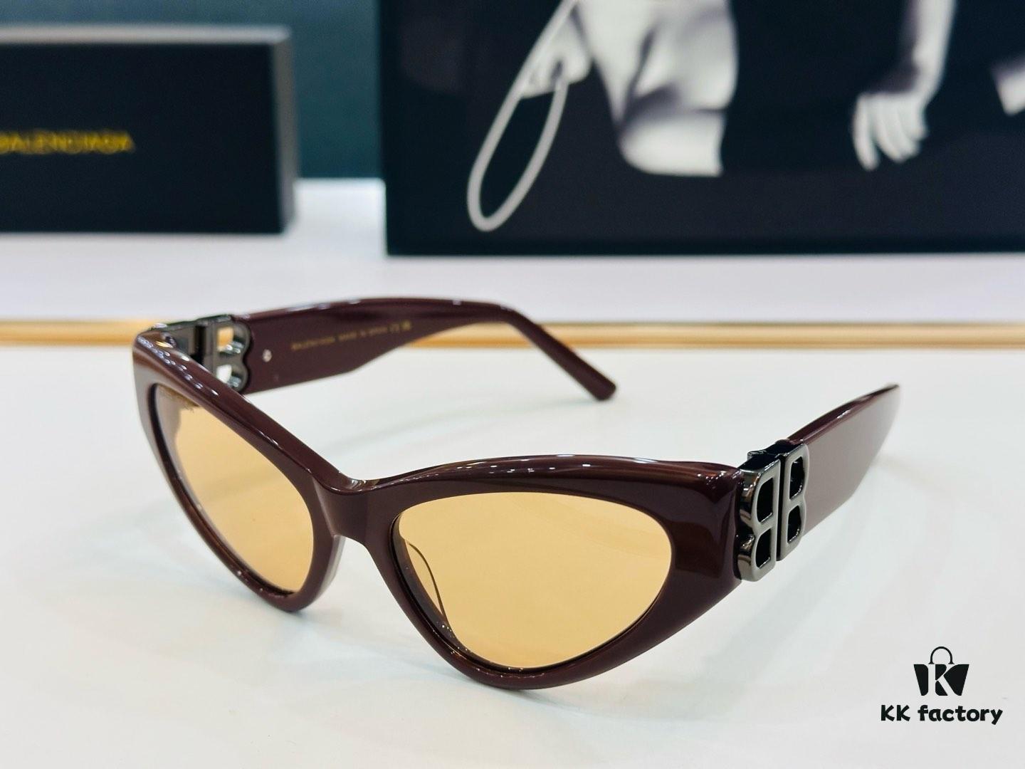 6931adafccd8ab3d7afa1e75 BALENCIAGA Balenciaga BB03130 Size: 54×17-135 Unique Design That Wins You Over at First Sight, Extremely Versatile and Stylish, Premium Quality Sunglasses