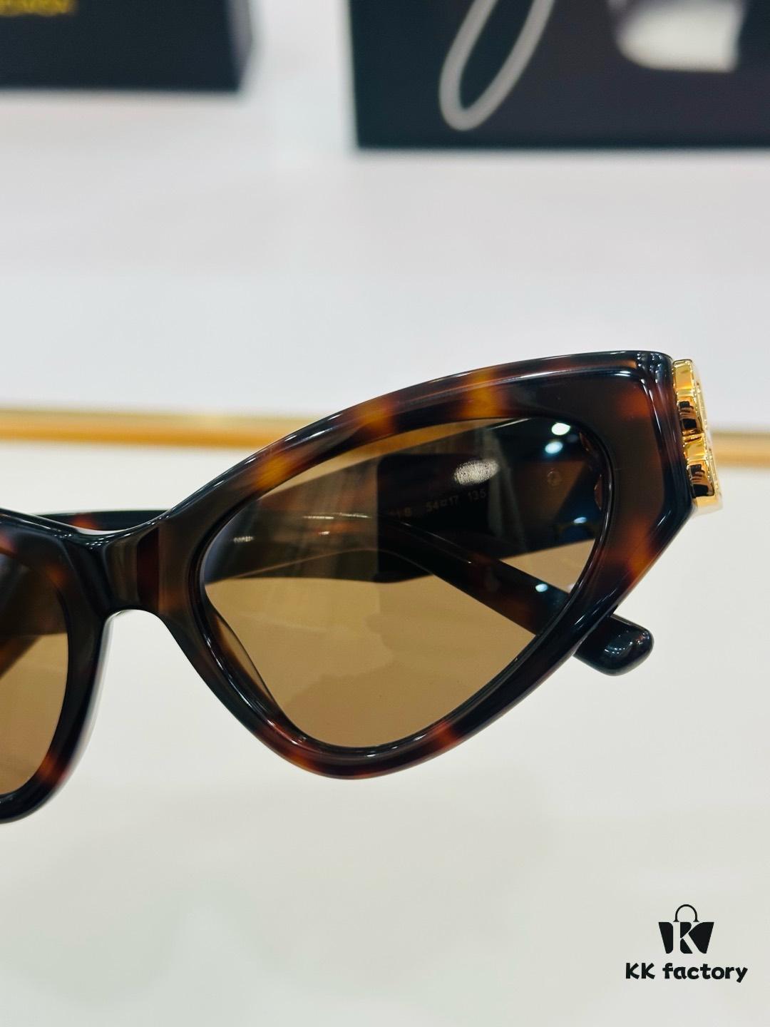 6931adafccd8ab3d7afa1e78 BALENCIAGA Balenciaga BB03130 Size: 54×17-135 Unique Design That Wins You Over at First Sight, Extremely Versatile and Stylish, Premium Quality Sunglasses