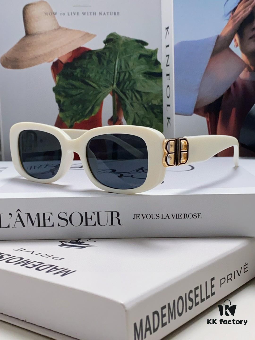 6931adb4ccd8ab3d7afa1ec4 Balenciaga 2024 New Arrival Women's Fashion Classic BB Narrow Frame Sunglasses BB0310SK