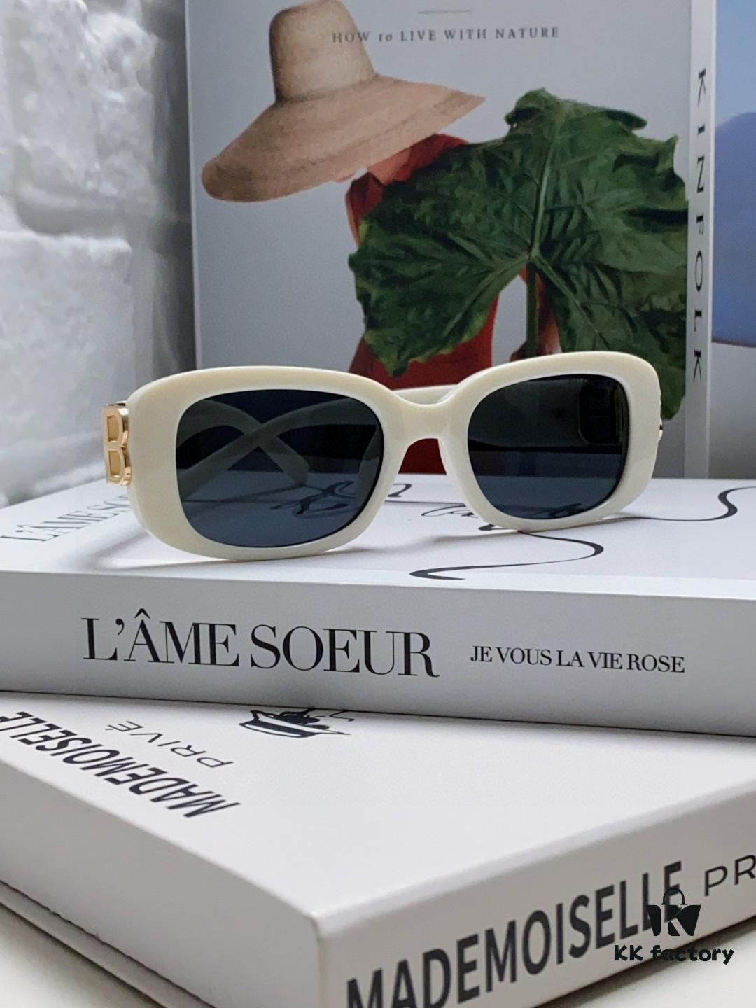 6931adb4ccd8ab3d7afa1ec5 Balenciaga 2024 New Arrival Women's Fashion Classic BB Narrow Frame Sunglasses BB0310SK