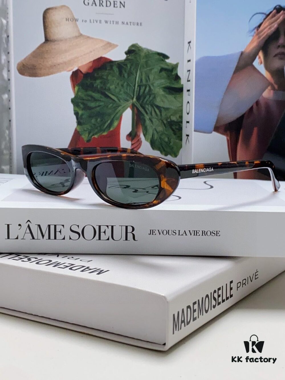 6931adbaccd8ab3d7afa1f1d Balenciaga Retro Small Oval Sunglasses for Men, Minimalist Fashionable European and American Style Ins Sunglasses, Trendy Narrow Frame Face-Framing Sunglasses for Women