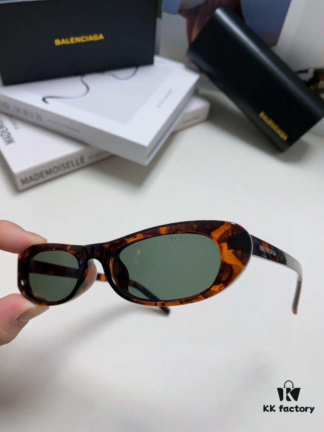 6931adbbccd8ab3d7afa1f22 Balenciaga Retro Small Oval Sunglasses for Men, Minimalist Fashionable European and American Style Ins Sunglasses, Trendy Narrow Frame Face-Framing Sunglasses for Women