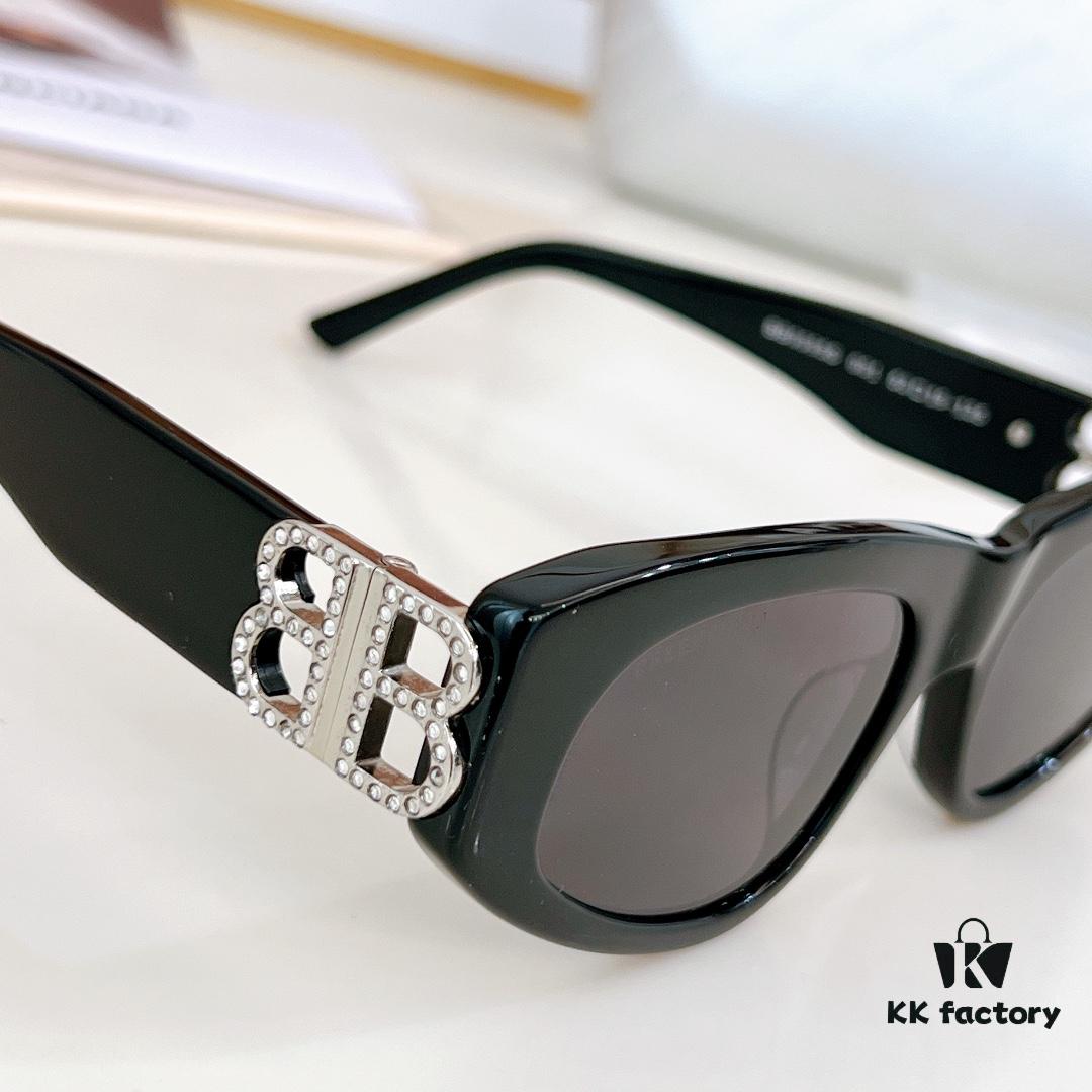 6931adbbccd8ab3d7afa1f2d Diamond-Inlaid Version‼️BALENCIAGA BB0095 High-Replication Model