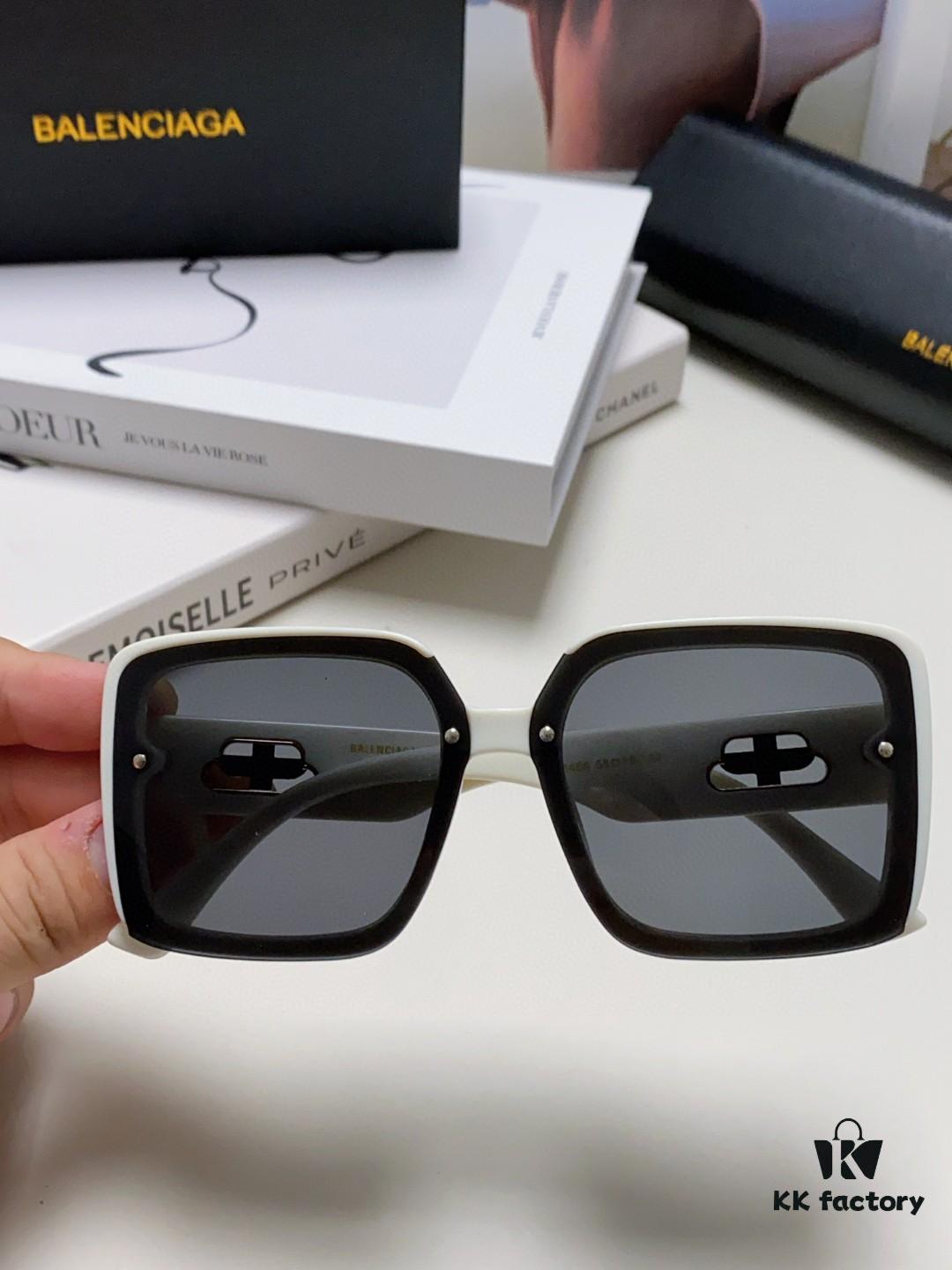 6931adbeccd8ab3d7afa1f57 BALENCIAGA Paris Fashion Street Snap Polarized Sunglasses for Women Clover Square Sunglasses Large Frame Slimming UV Protection Trendy Summer Hot Selling Eyewear
