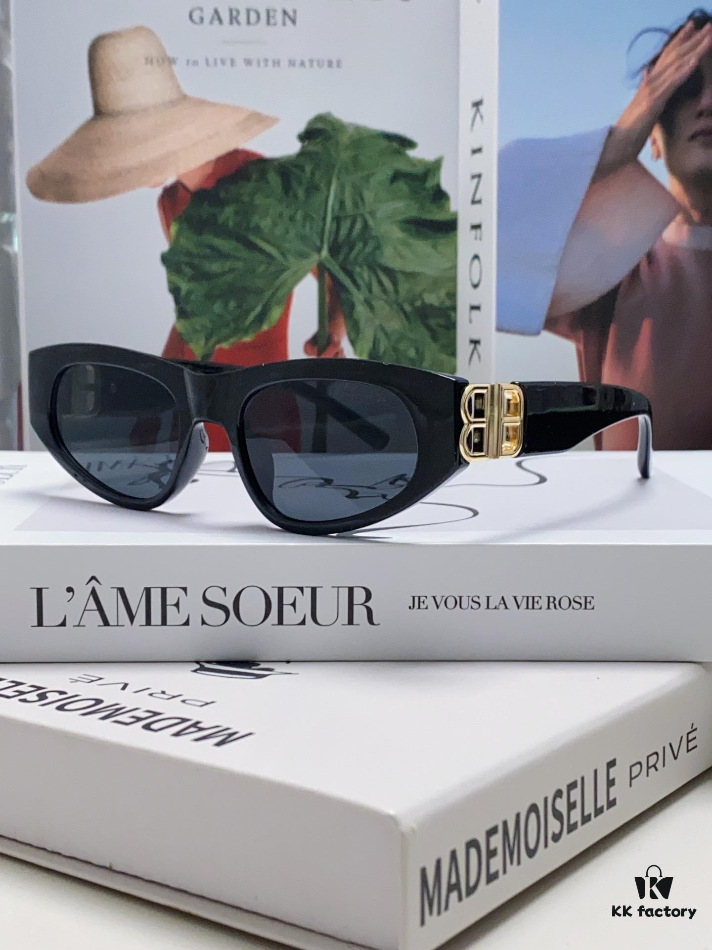 6931adc8ccd8ab3d7afa1fd6 Balenciaga Black Sunglasses Double B Streetwear Style Women's Summer Sun Glasses Ins 2024 New Arrival Hip-Hop Retro Fashion High-End UV Protection Eyewear