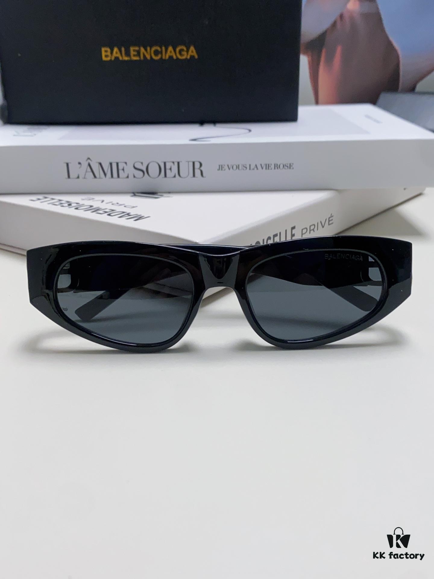 6931adc8ccd8ab3d7afa1fdc Balenciaga Black Sunglasses Double B Streetwear Style Women's Summer Sun Glasses Ins 2024 New Arrival Hip-Hop Retro Fashion High-End UV Protection Eyewear